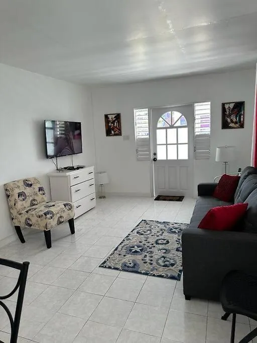 Ottie-Newly Renovated, 5 Min From Beach Saint James